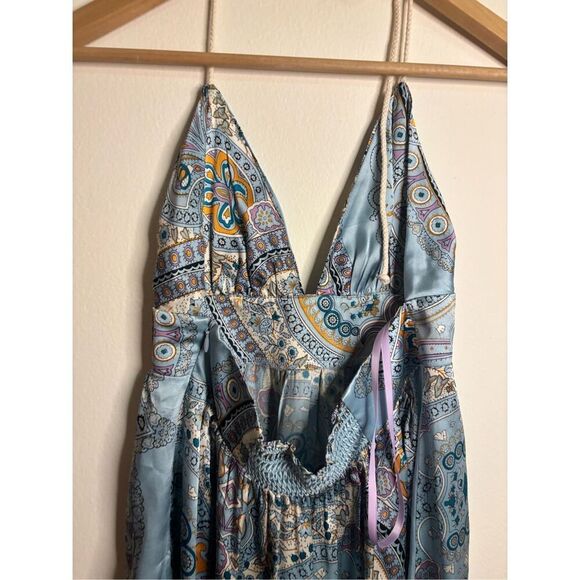 Alice and Trixie Satin Dress - Picture 7 of 8